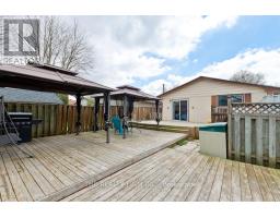 10 STROUD CRESCENT - 29