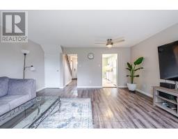 132 - 51 SHOLTO DRIVE - 13