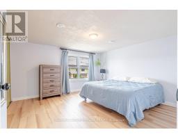 132 - 51 SHOLTO DRIVE - 16