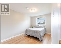 132 - 51 SHOLTO DRIVE - 18