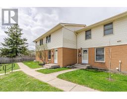 132 - 51 SHOLTO DRIVE - 2