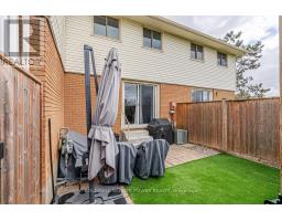 132 - 51 SHOLTO DRIVE - 31