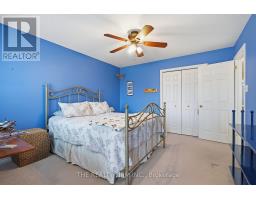 1102 PLEASANTVIEW DRIVE - 32