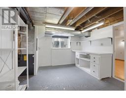 385 AVONDALE ROAD - 24