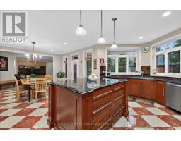 2 - 7222 CLAYTON WALK - 12