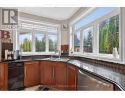 2 - 7222 CLAYTON WALK - 14