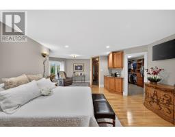 2 - 7222 CLAYTON WALK - 26