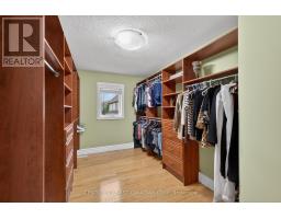 2 - 7222 CLAYTON WALK - 30