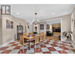 2 - 7222 CLAYTON WALK - 9