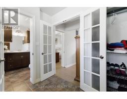 1975 ROYAL CRESCENT - 13