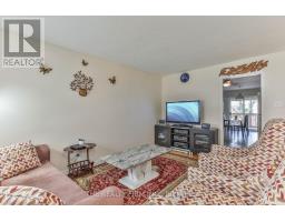 11 - 100 STROUD CRESCENT - 11