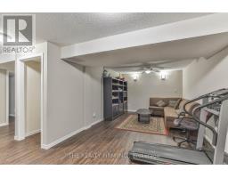 11 - 100 STROUD CRESCENT - 26