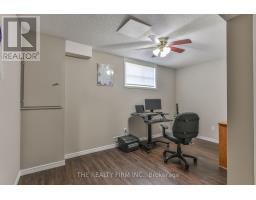 11 - 100 STROUD CRESCENT - 28