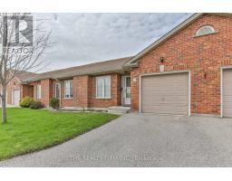 11 - 100 STROUD CRESCENT - 3