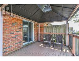 11 - 100 STROUD CRESCENT - 33