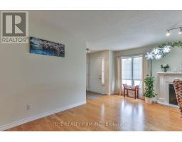 11 - 100 STROUD CRESCENT - 7