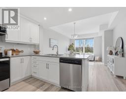 203 - 100 THE PROMENADE - 10