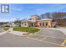 203 - 100 THE PROMENADE - 28