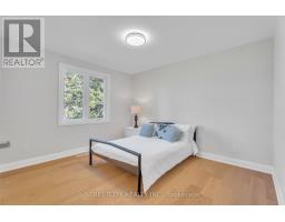 26 GRASMERE CRESCENT - 28