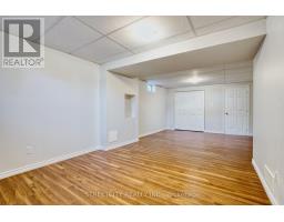 26 GRASMERE CRESCENT - 34