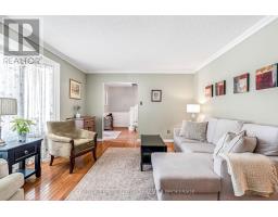 31 FOXCROFT CRESCENT - 10