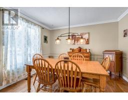 31 FOXCROFT CRESCENT - 13