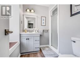 31 FOXCROFT CRESCENT - 29