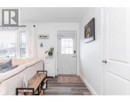 232 QUEEN STREET - 4