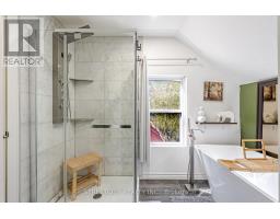 10 1/2 NAAMA STREET - 19