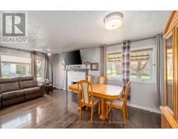 2 THORNE AVENUE - 14