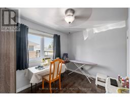 2 THORNE AVENUE - 19