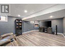 2 THORNE AVENUE - 29