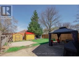 2 THORNE AVENUE - 34