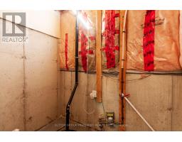 32 - 1059 WHETHERFIELD STREET - 44