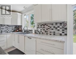 26 ROSSITER ROAD - 19