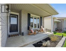 26 ROSSITER ROAD - 8