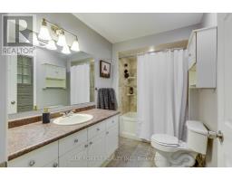 58 ABERDEEN DRIVE - 25