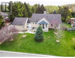 58 ABERDEEN DRIVE - 38