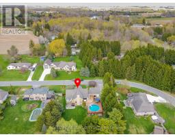 58 ABERDEEN DRIVE - 40