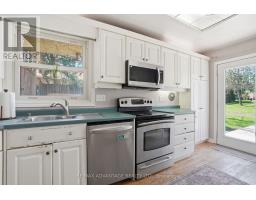 5 MOUNTSFIELD DRIVE - 12