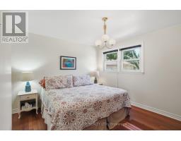 5 MOUNTSFIELD DRIVE - 17