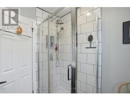 5 MOUNTSFIELD DRIVE - 23