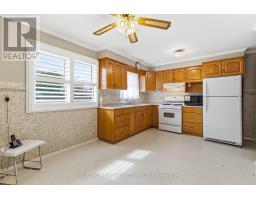 2 WADSWORTH DRIVE - 15