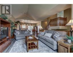 3 STEEPLECHASE COURT - 13