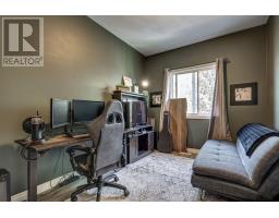 3 STEEPLECHASE COURT - 23