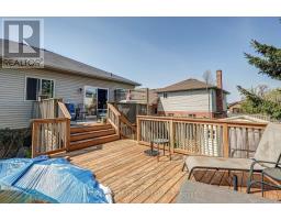 3 STEEPLECHASE COURT - 42