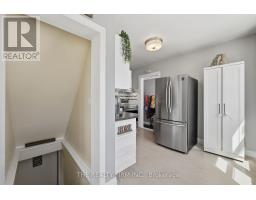 216 THOMPSON ROAD - 11