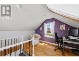 216 THOMPSON ROAD - 28