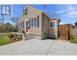 216 THOMPSON ROAD - 3