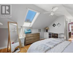 216 THOMPSON ROAD - 31